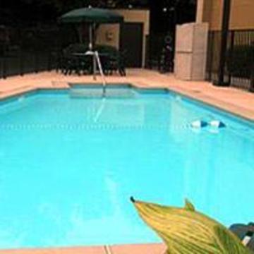 Hampton Atlanta-north 3*